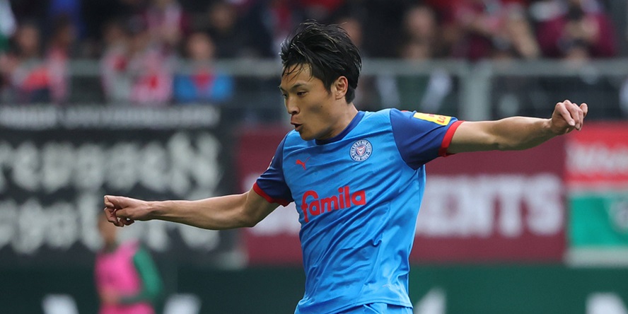 Transfergerüchte: BVB an Quartett um Bundesliga-Star dran – Japaner im Fokus