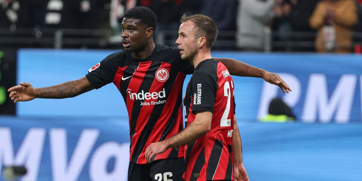 Transfergerüchte: Überraschungs-Abgang bei Eintracht Frankfurt? BVB und FC Bayern verleihen Spieler