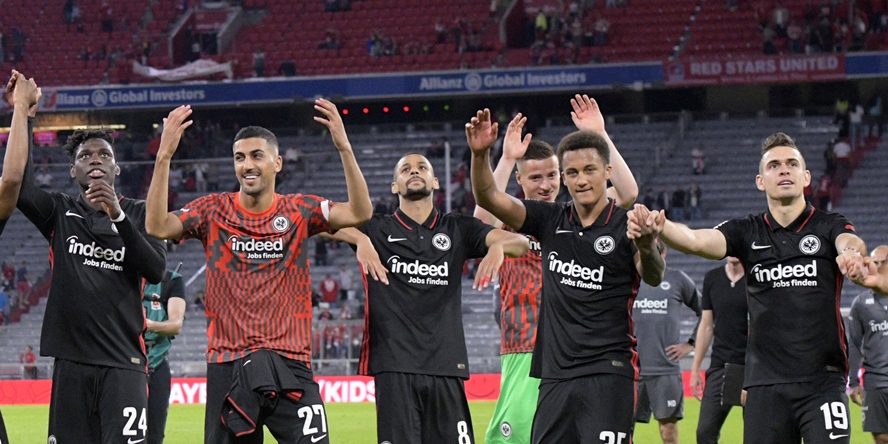 Stammplatzduelle bei Augsburg, Fürth und Hertha – Launige Linksverteidiger